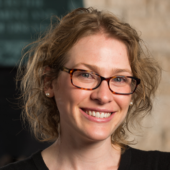 Portrait of Stowers Investigator SaraH Zanders