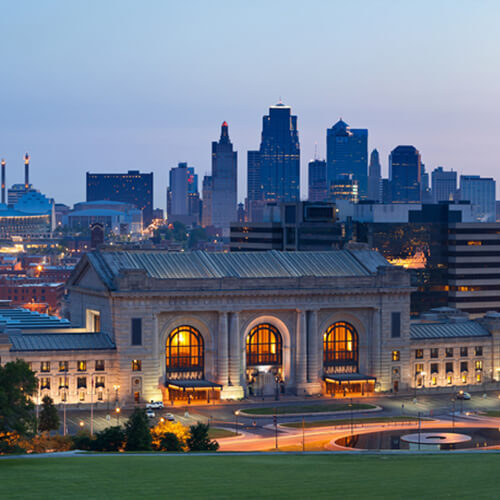 Photo of Kansas City's Union Station with downtown in the background